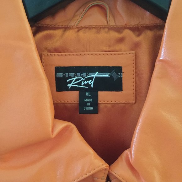 Rivet Genuine Leather Jacket/Orange/Zip Closure/Pockets/XL/NEW/NEVER WORN! - Picture 4 of 4